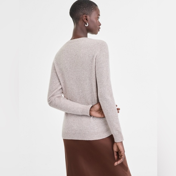 NWT Charter Club Cashmere VNeck Sweater - Picture 2 of 5